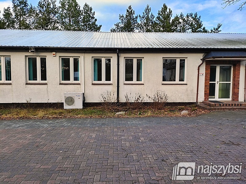 Załom - LOKAL UŻYTKOWY NA WYNAJEM NA PRAWOBRZEŻU (14)