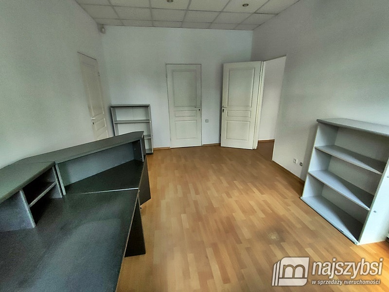 Załom - LOKAL UŻYTKOWY NA WYNAJEM NA PRAWOBRZEŻU (8)