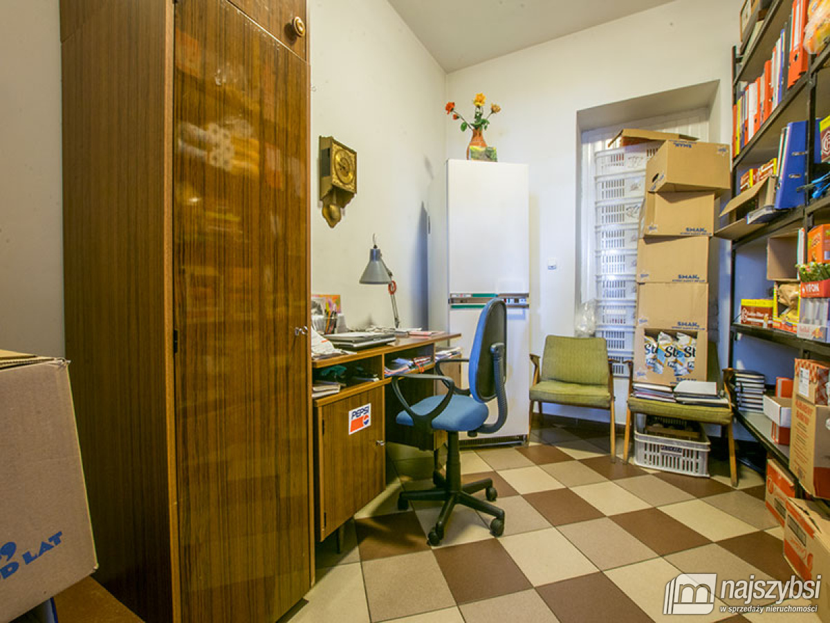 Goleniów- duży lokal handlowo-usługowy (4)