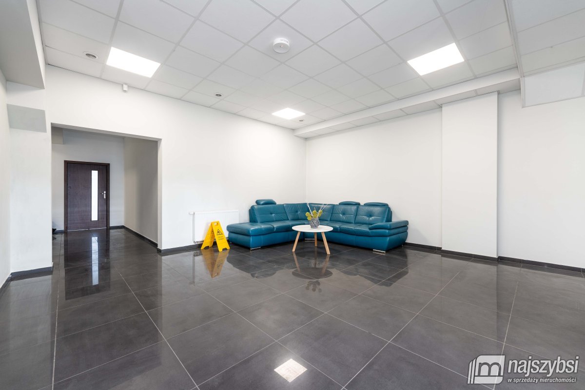 Stargard - lokal usługowy 70 m², opłaty w cenie br (9)