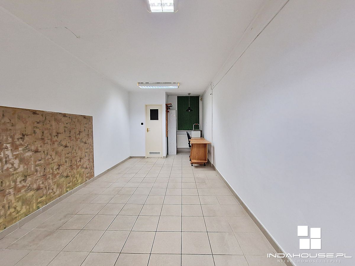 Lokal przy deptaku. Centrum Darłowa (6)