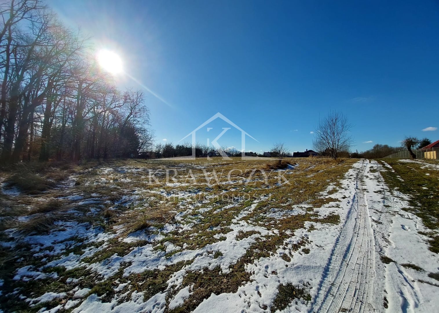 NA SPRZEDAŻ WYJĄTKOWA DZIAŁKA W LIPIANACH (2)