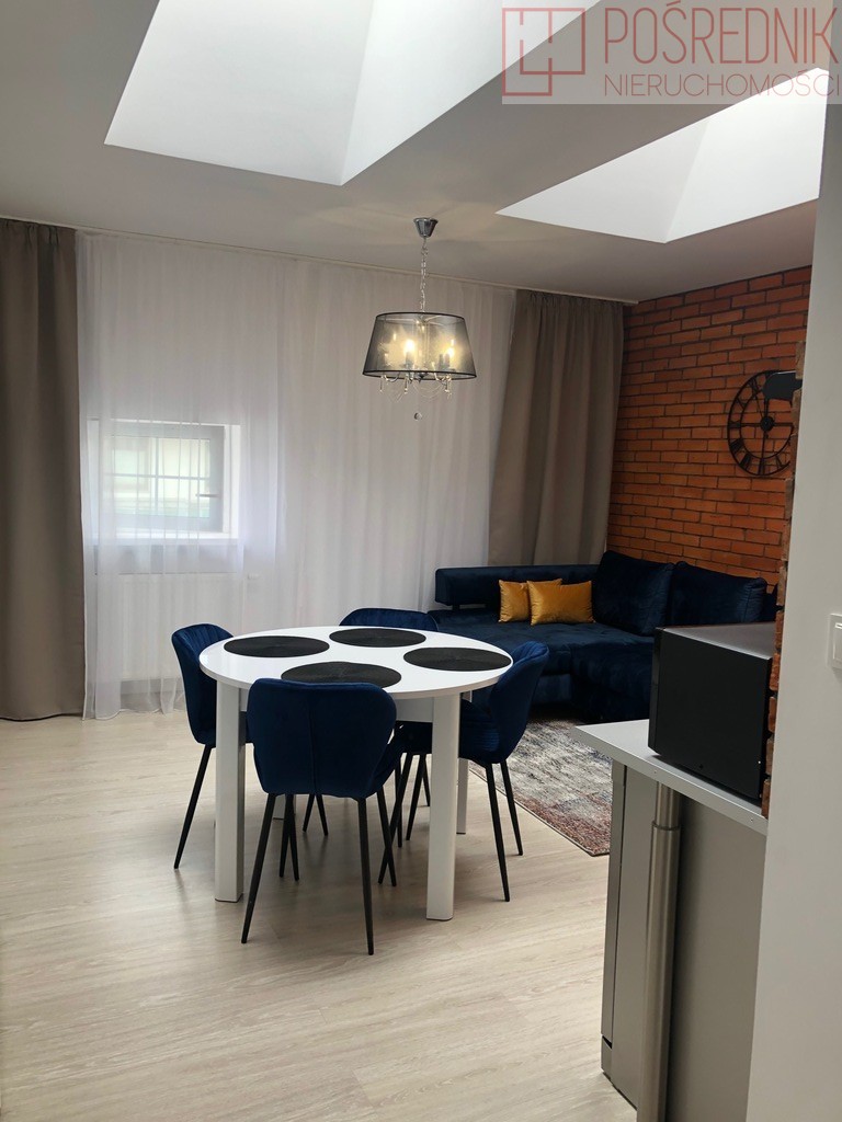 Kawalerka w Centrum z Klimatyzacją (2)