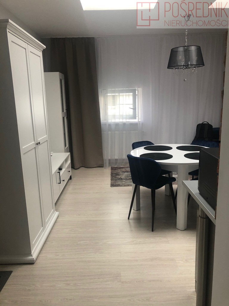 Kawalerka w Centrum z Klimatyzacją (6)