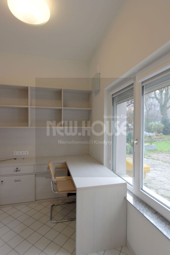 Lokal przy Bramie Portowej - duże witryny! (10)