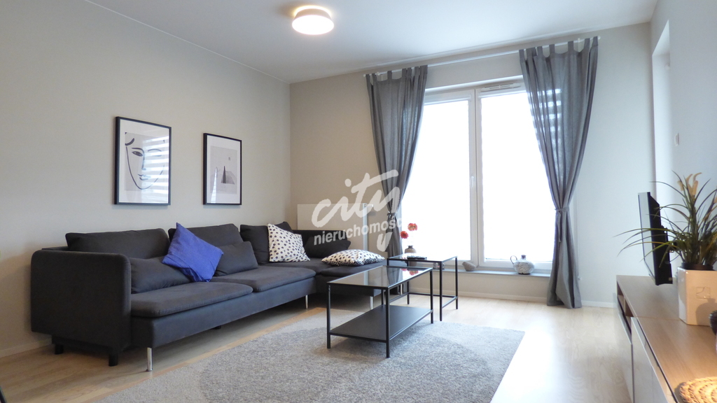 NOWE 2 POK. Z BALKONEM NA STARYM MIEŚCIE (1)