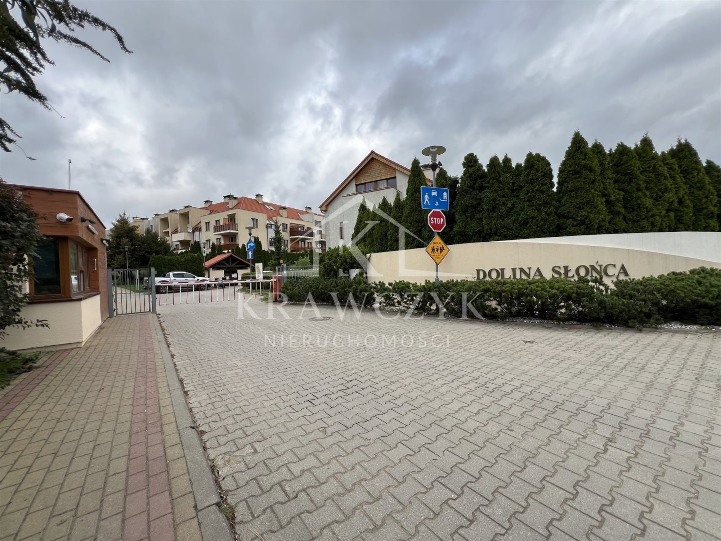 Osiedle zamknięte, miejsce post., komórka lokators (15)