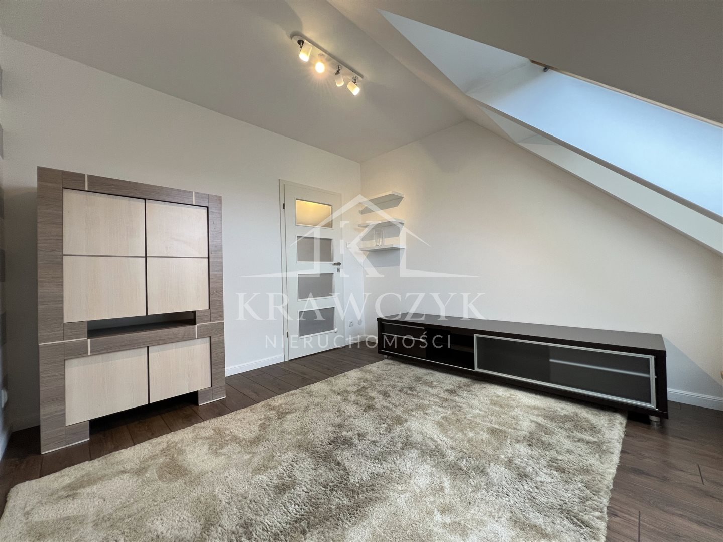 Osiedle zamknięte, miejsce post., komórka lokators (6)