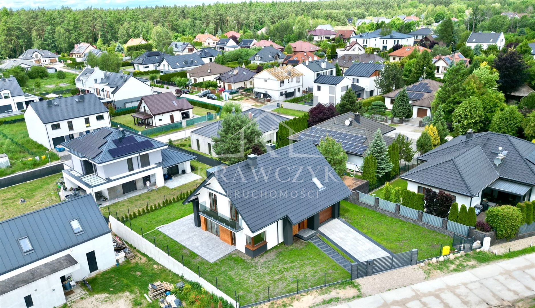 Dom wolnostojący w Kościnie na sprzedaż (1)