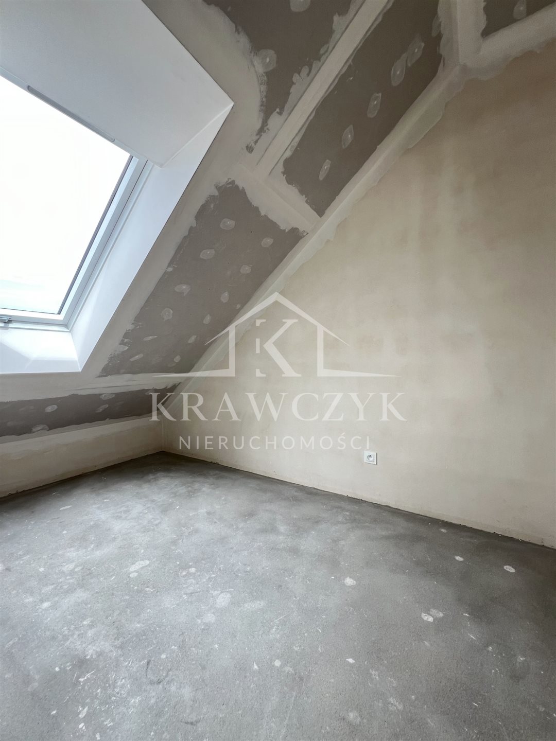 Dom wolnostojący z garażem w bryle na sprzedaż (18)