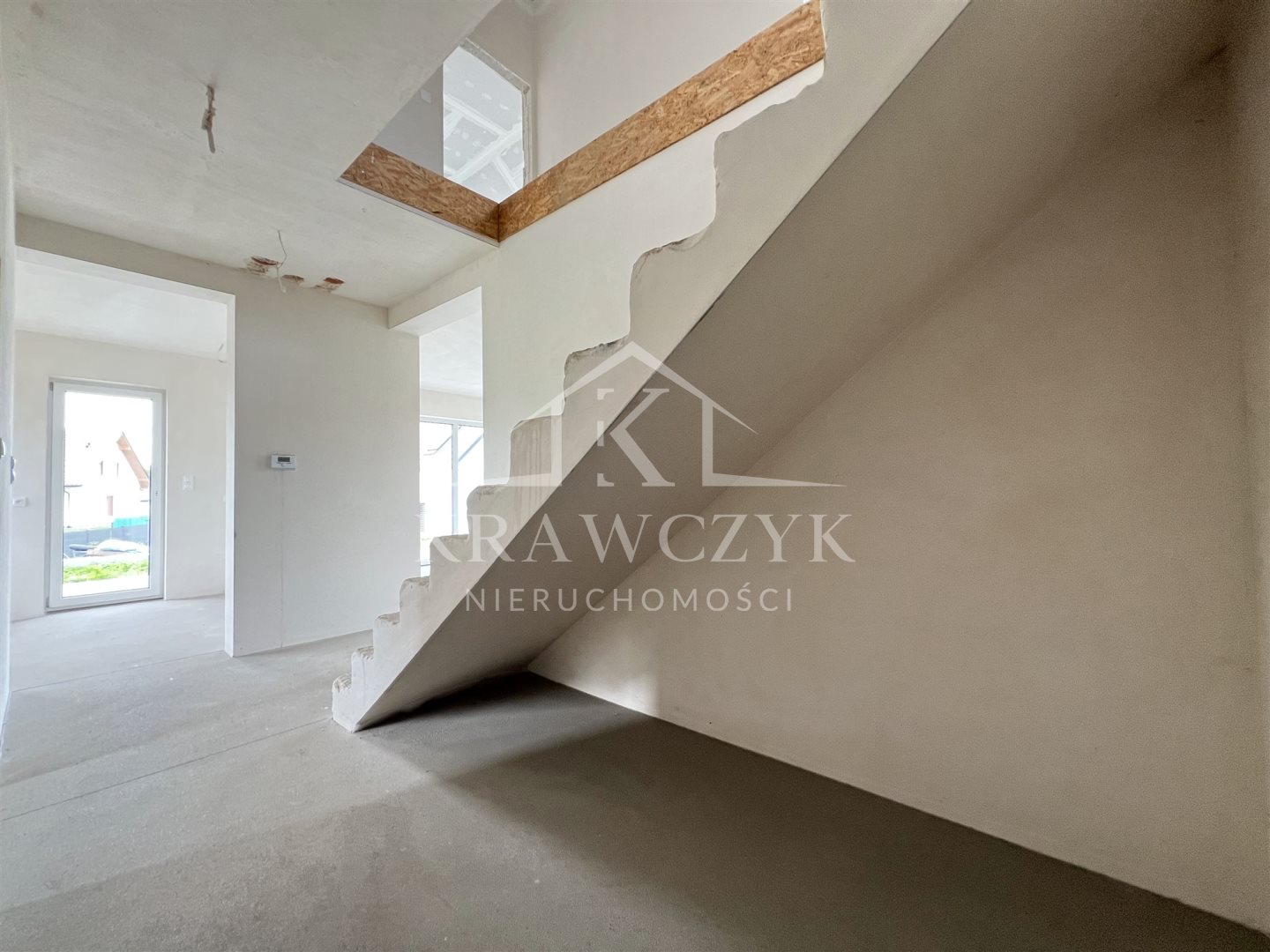 Dom wolnostojący z garażem w bryle na sprzedaż (5)