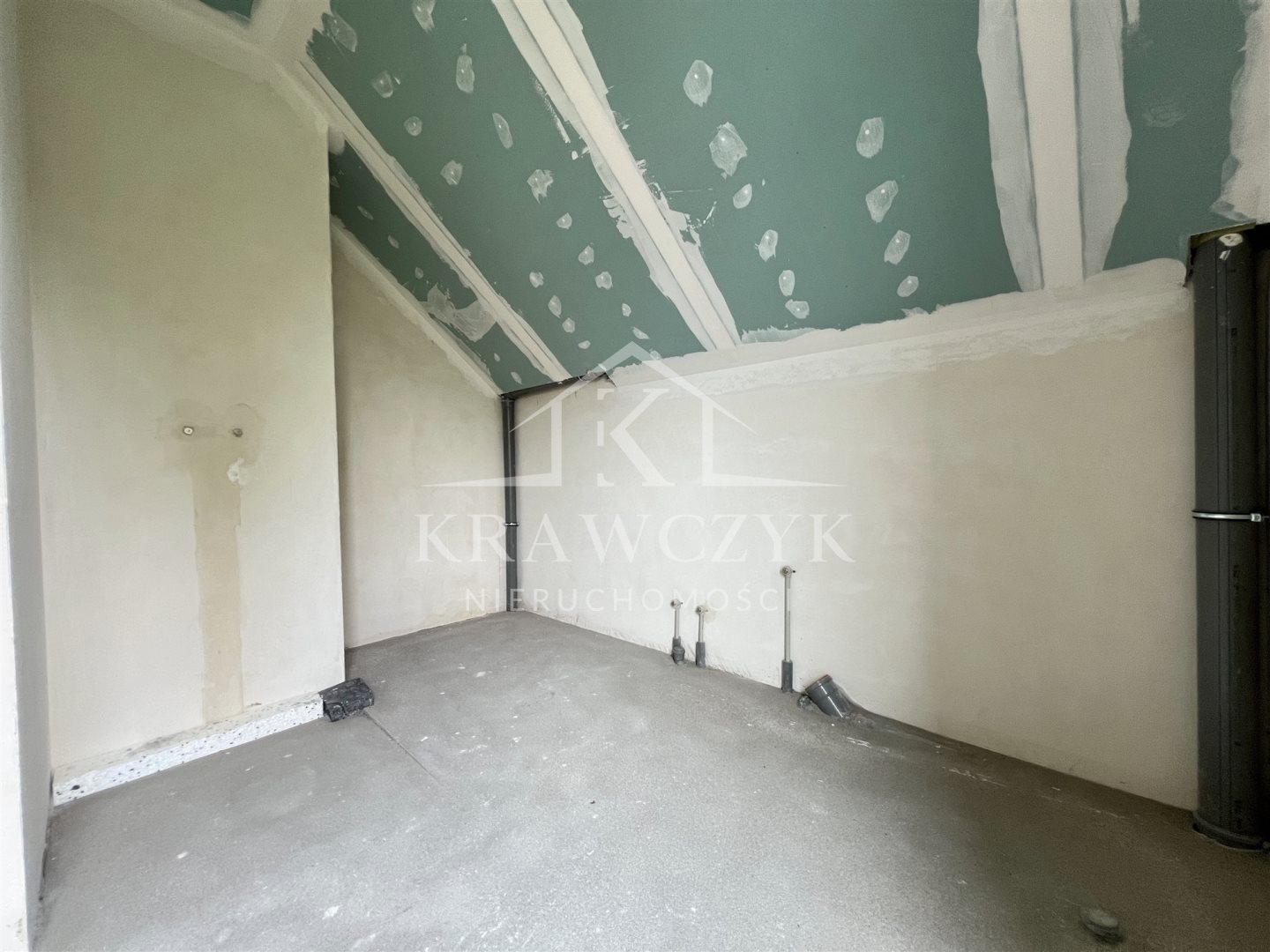 Dom wolnostojący z garażem w bryle na sprzedaż (9)