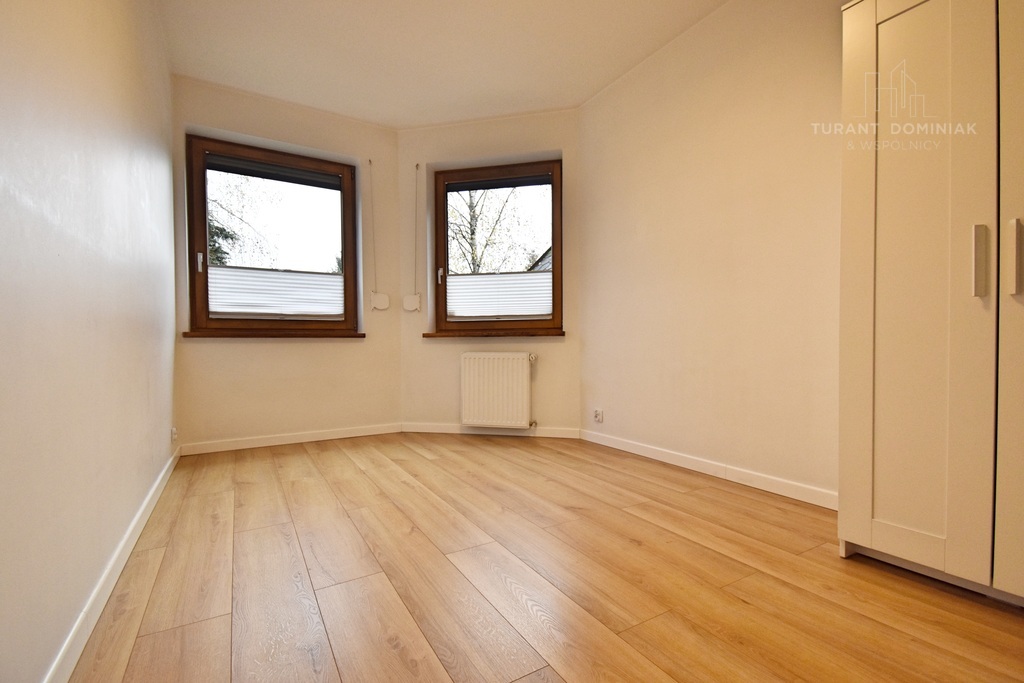 Trzypokojowe mieszkanie z ogródkiem i garażem (8)