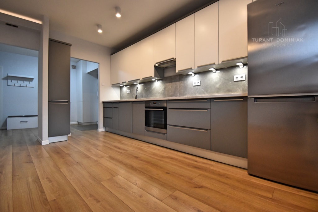 Trzypokojowe mieszkanie z ogródkiem i garażem (2)