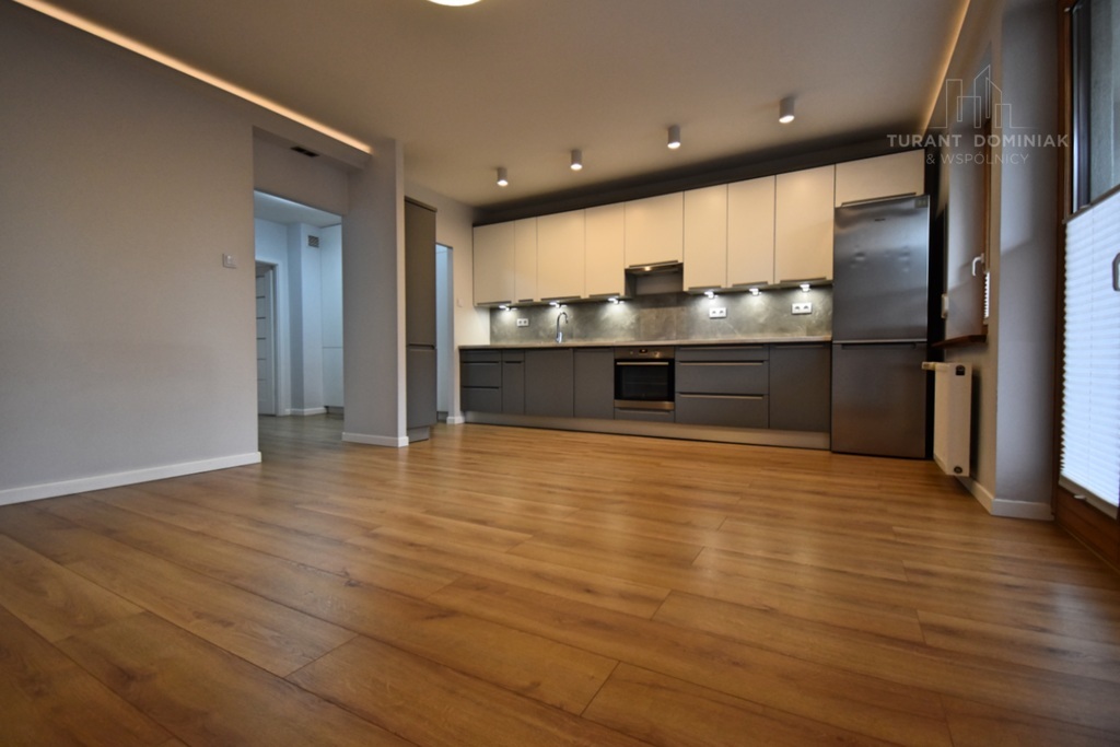 Trzypokojowe mieszkanie z ogródkiem i garażem (3)