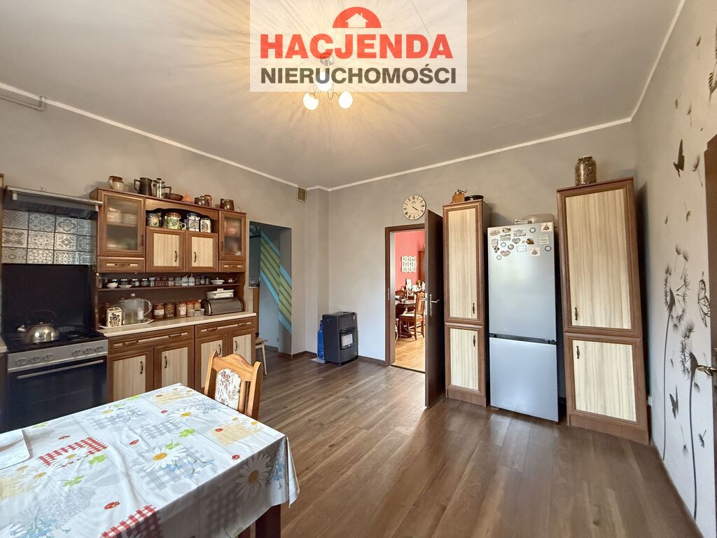 Wolno stojący, Police  (4)