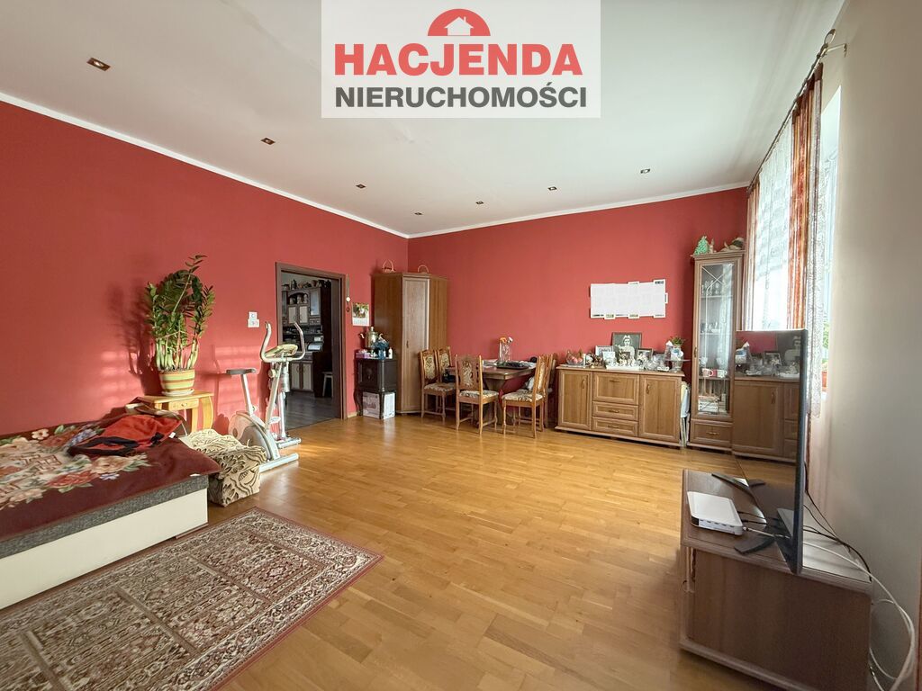 Wolno stojący, Police  (9)