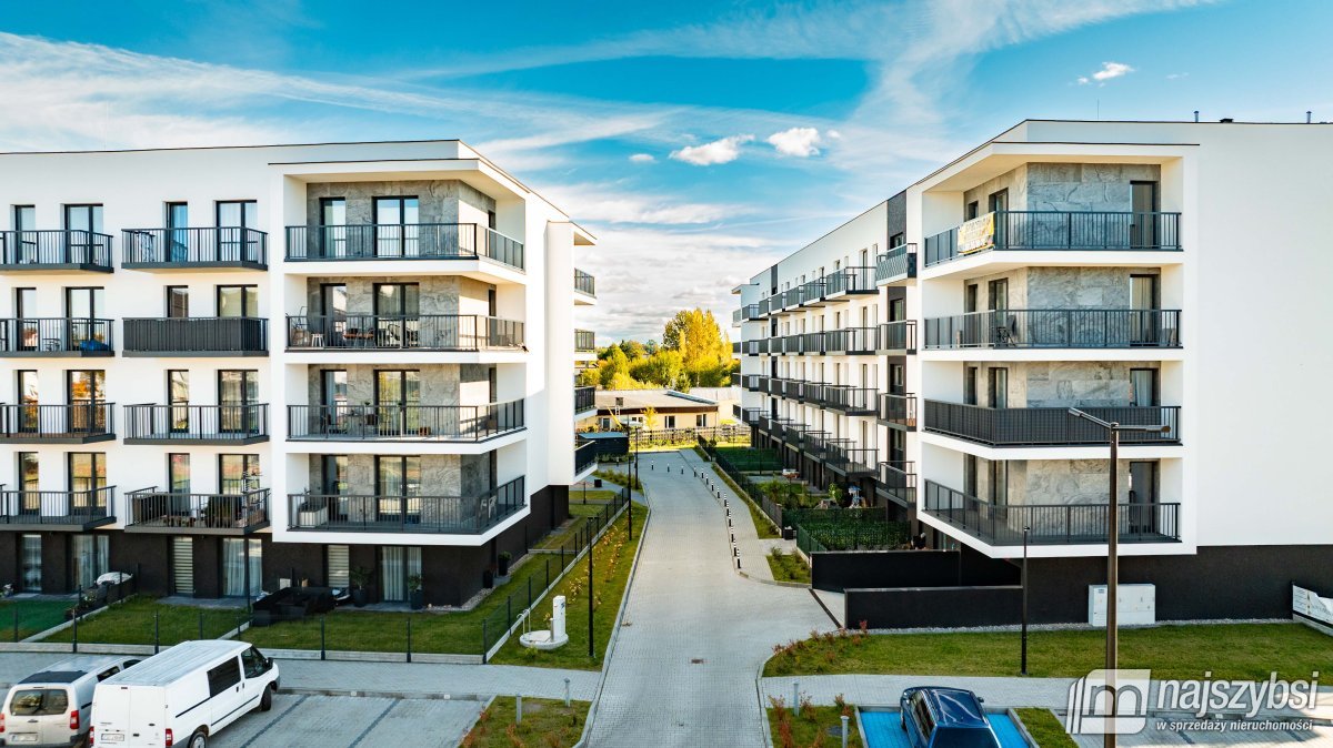 Kołobrzeg-2pok. z miejscem  postojowym i komórką (12)