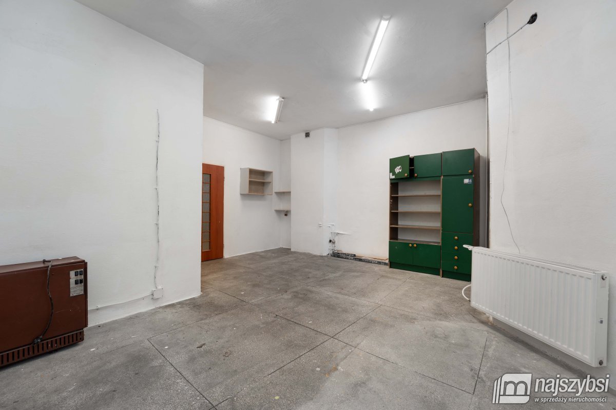 KOŁOBRZEG CENTRUM - LOKAL 66 M2 NA SPRZEDAŻ (7)