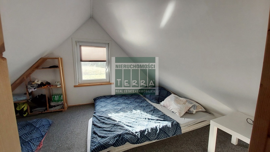 Działka z domkiem letniskowym w Bronkowie. (9)