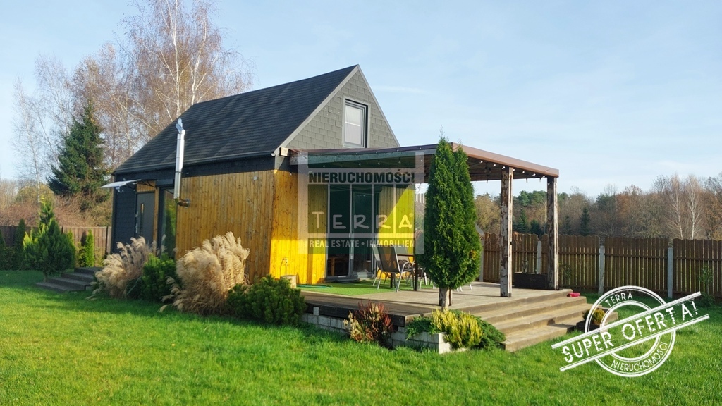 Działka z domkiem letniskowym w Bronkowie. (1)