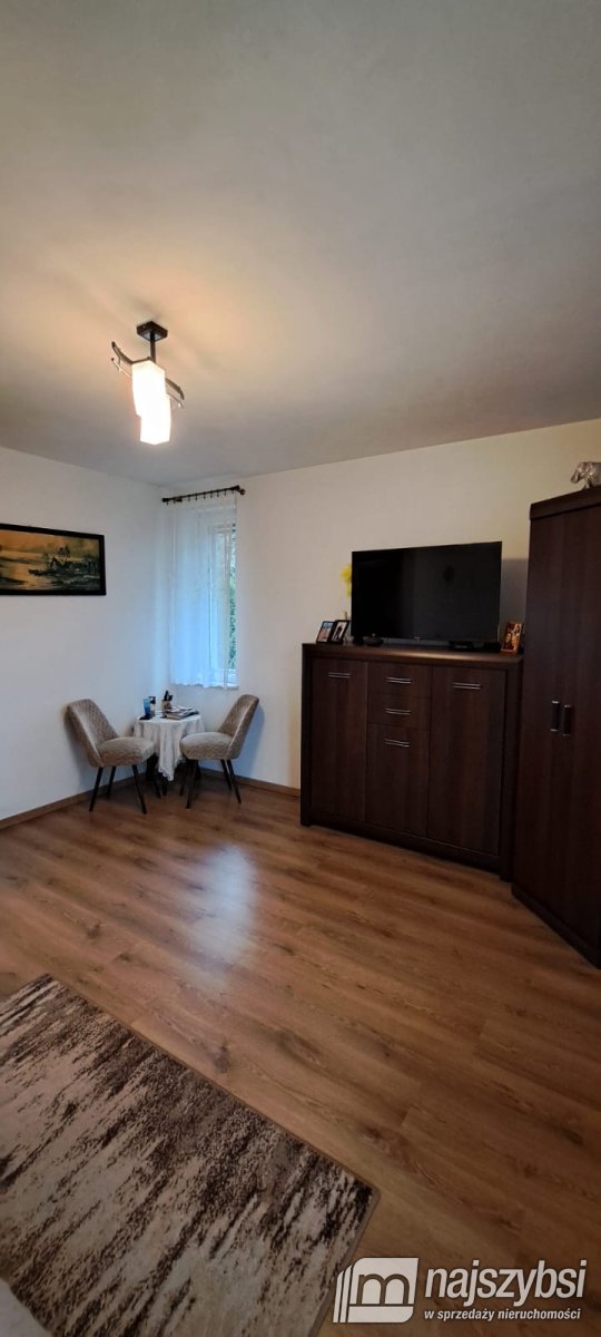 Wyszebórz - Dom w spokojnej okolicy (19)