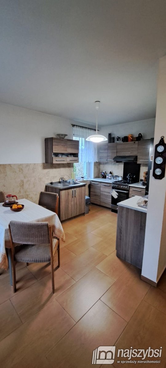 Wyszebórz - Dom w spokojnej okolicy (5)