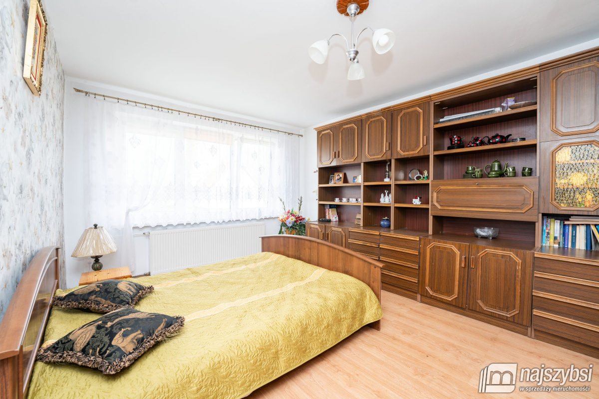 Dom w Ińsku  150 m do jeziora. Niższa cena !!! (13)