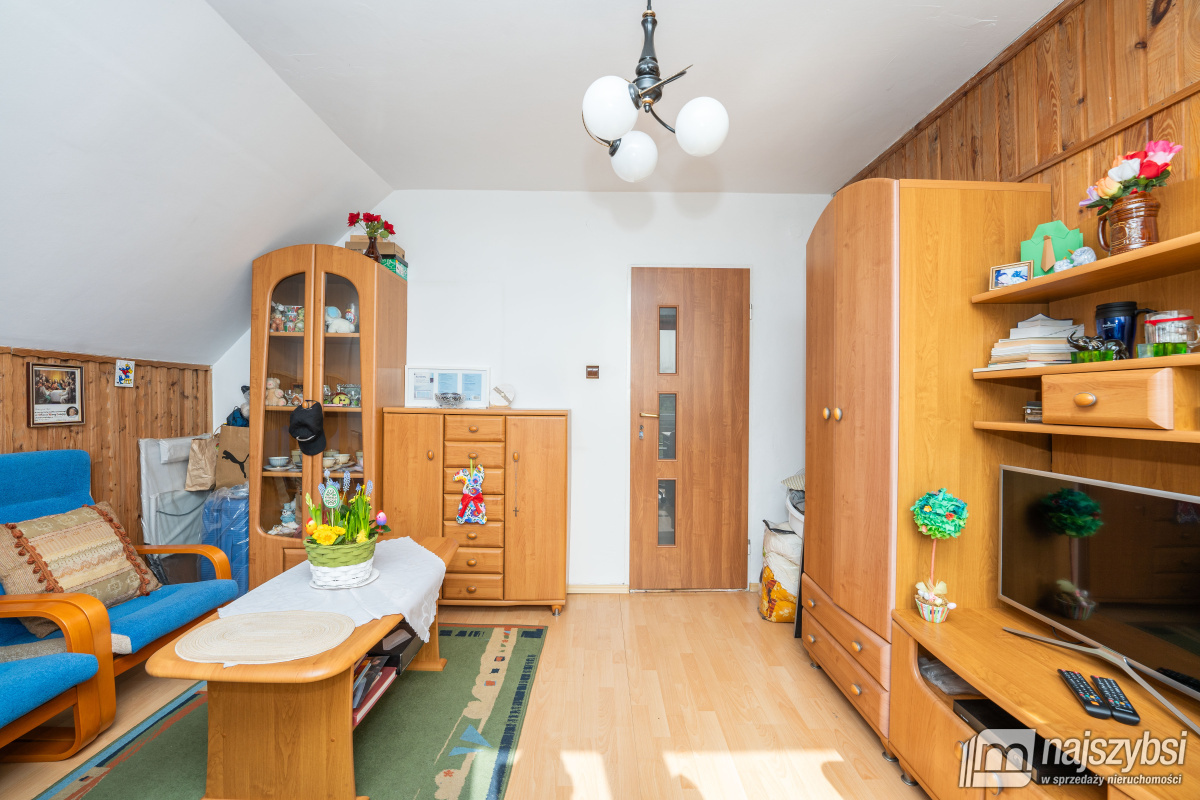 Dom w Ińsku  150 m do jeziora. Niższa cena !!! (29)