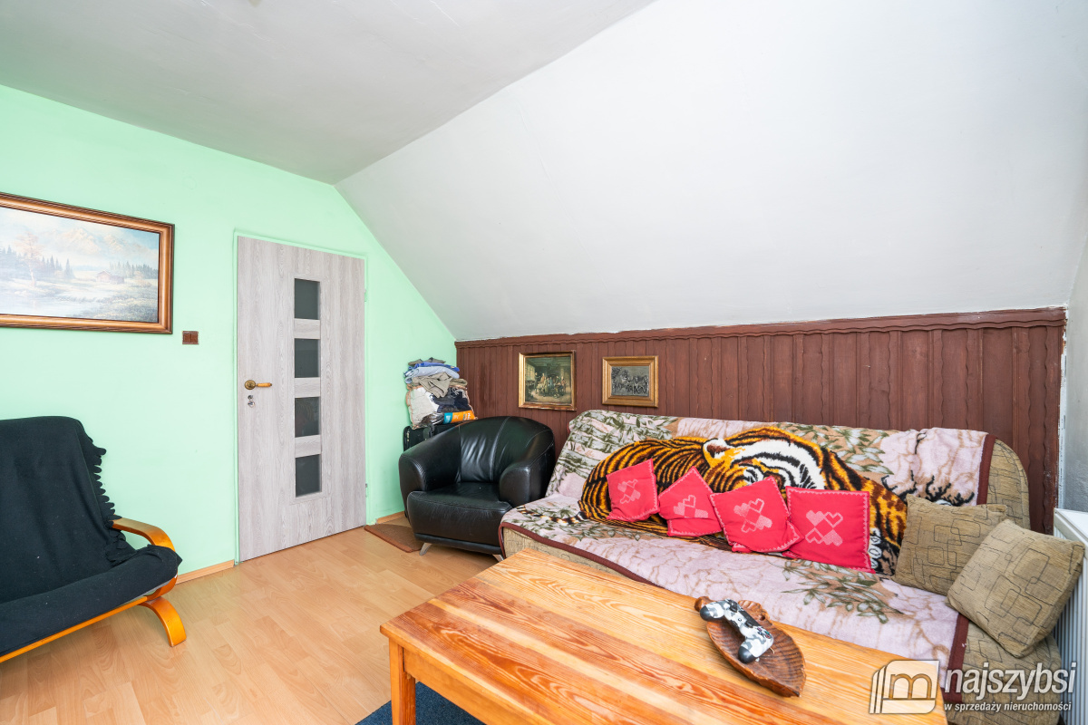 Dom w Ińsku  150 m do jeziora. Niższa cena !!! (32)