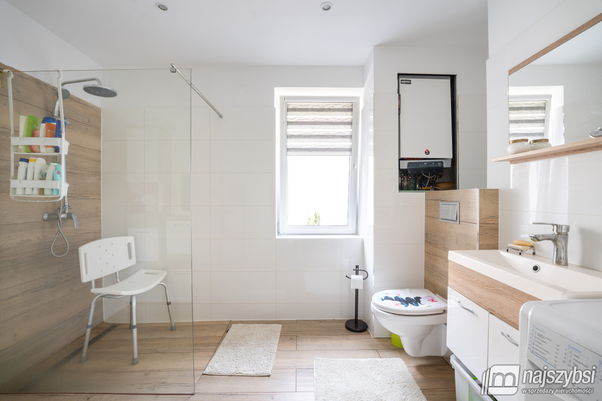 Dom w Ińsku  150 m do jeziora. Niższa cena !!! (7)