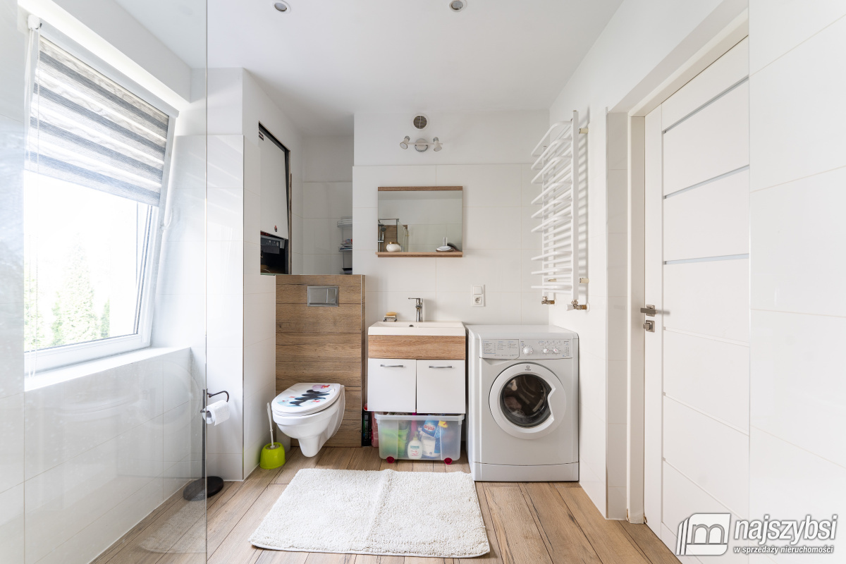 Dom w Ińsku  150 m do jeziora. Niższa cena !!! (9)