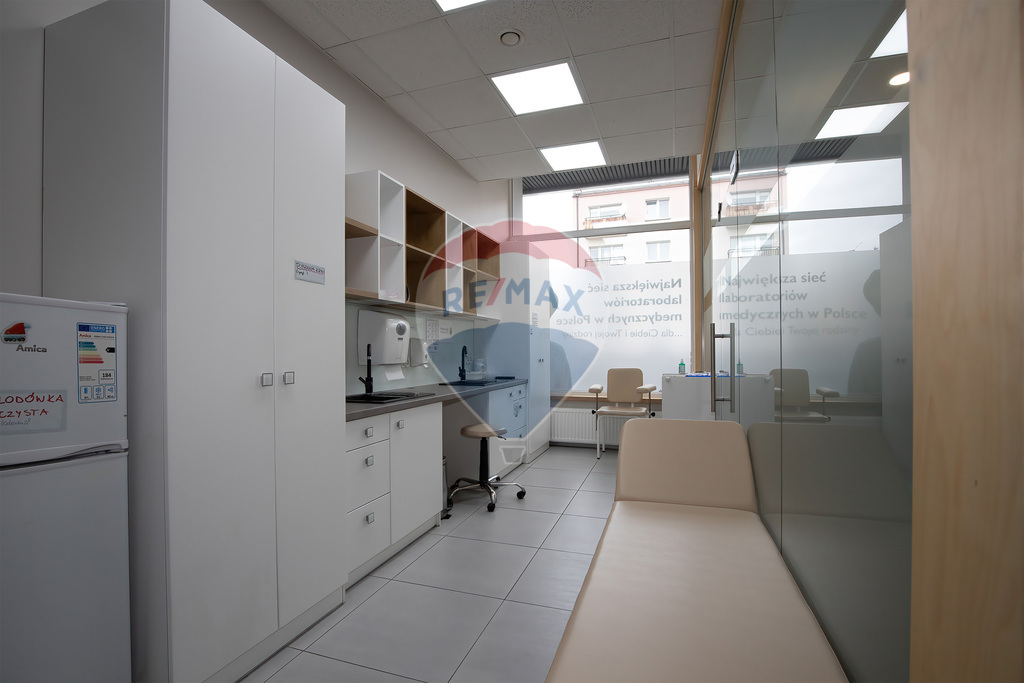 Obiekt usługowo-handlowy z parkingiem: Koszalin! (14)