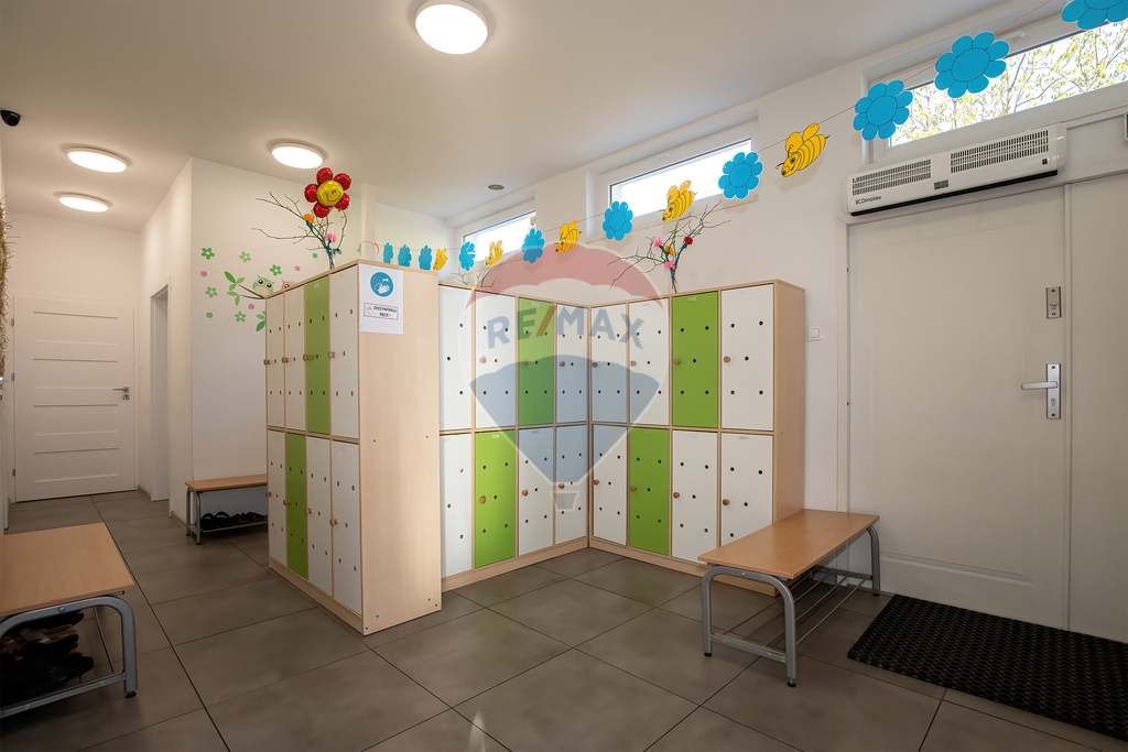 Obiekt usługowo-handlowy z parkingiem: Koszalin! (18)