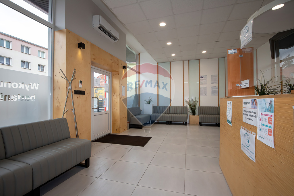 Obiekt usługowo-handlowy z parkingiem: Koszalin! (23)