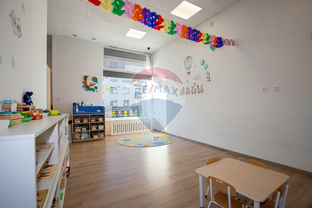 Obiekt usługowo-handlowy z parkingiem: Koszalin! (24)