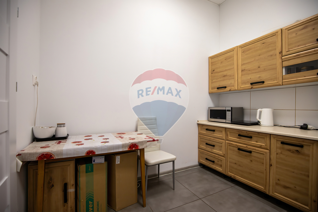 Obiekt usługowo-handlowy z parkingiem: Koszalin! (29)