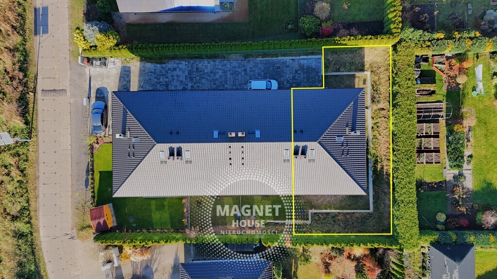 Dom w zabudowie bliźniaczej za miastem | Redlica (4)