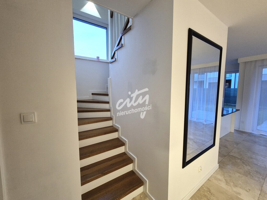 Krzekowo-Bezrzecze, skrajny segment, 4 pokoje (6)