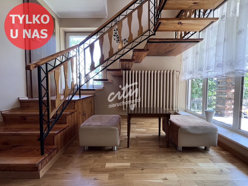 Dom dla rodziny - 9000 m2 prywatnej przestrzeni (8)