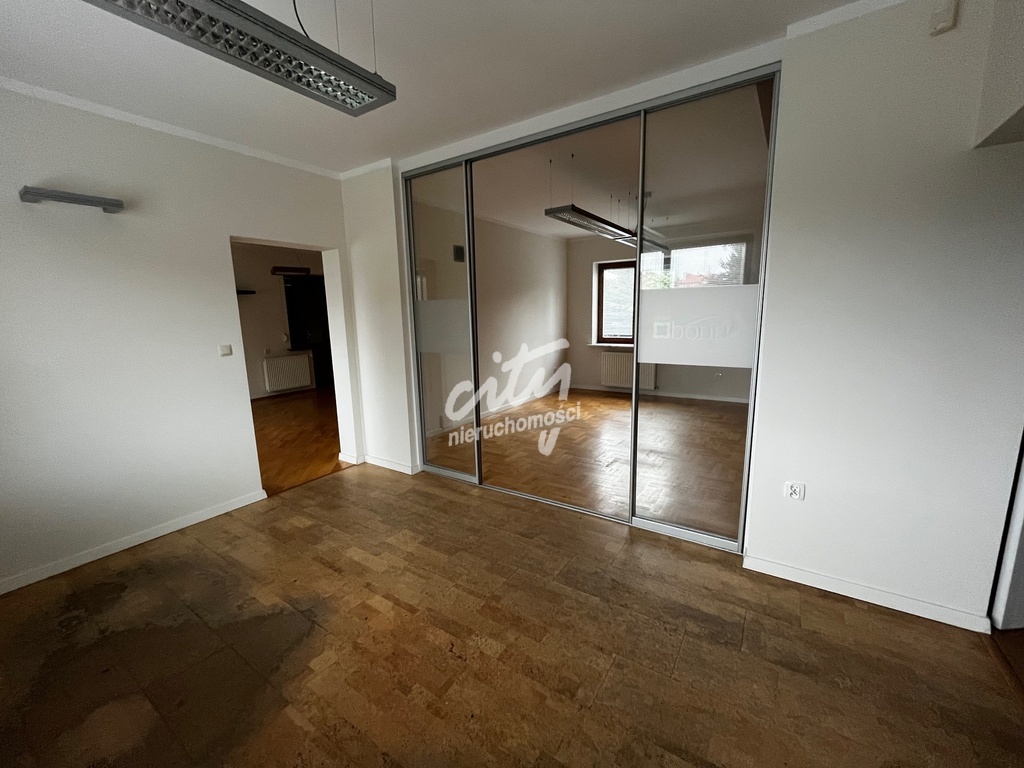 DOM NA DZIAŁALNOŚĆ NA BEZRZECZU (6)