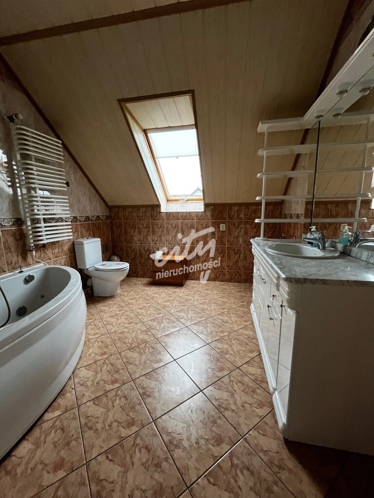 DOM NA DZIAŁALNOŚĆ NA BEZRZECZU (12)