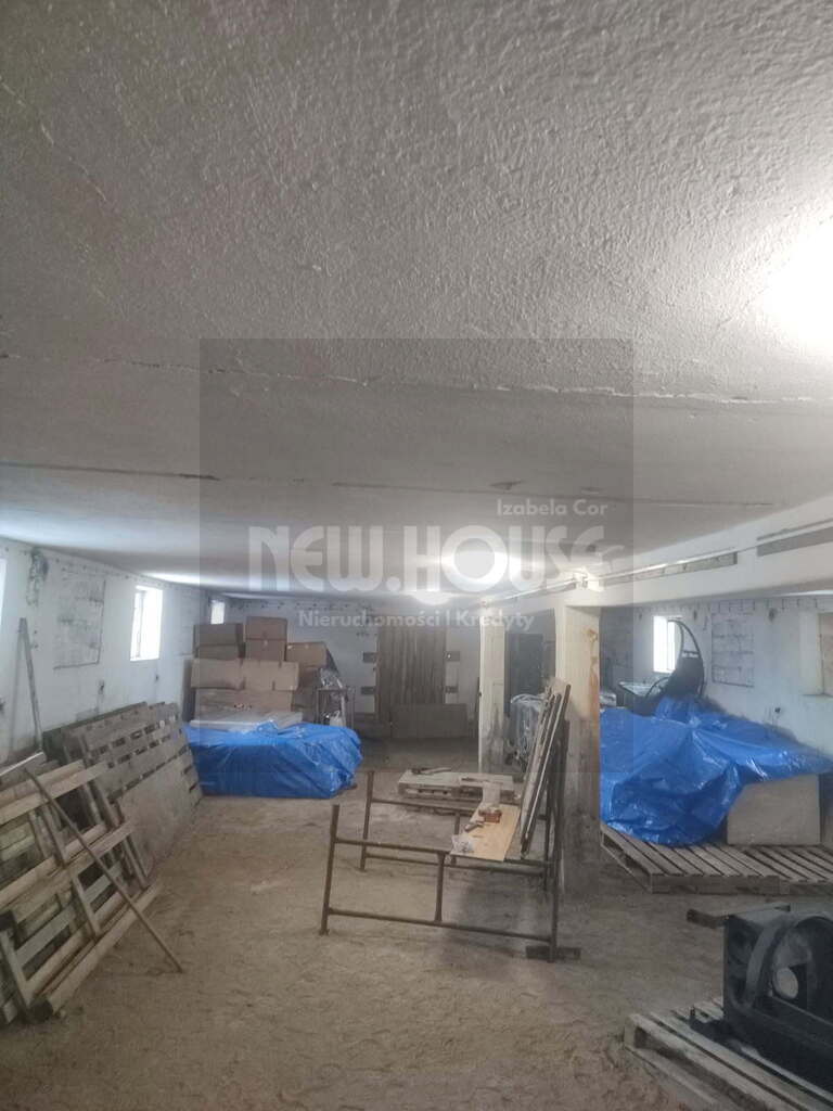 Duża działka rolna zabudowana budynkiem (6)