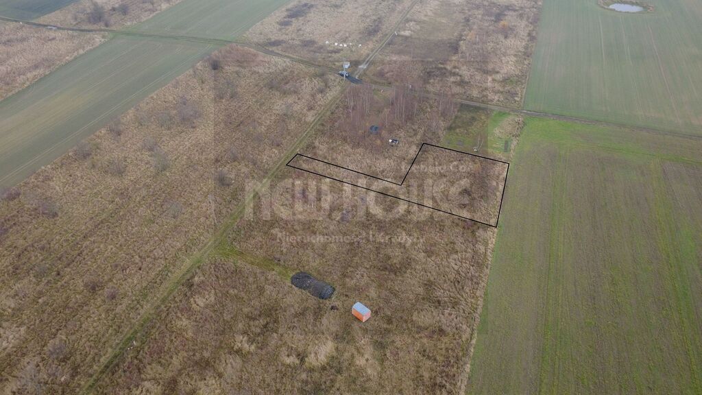 Atrakcyjna działka w Wąwelnicy (2)