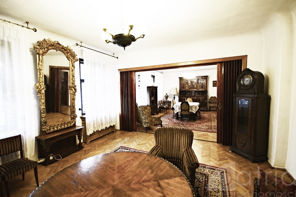 Willa poniemiecka w Darłowie 350 m2 (13)