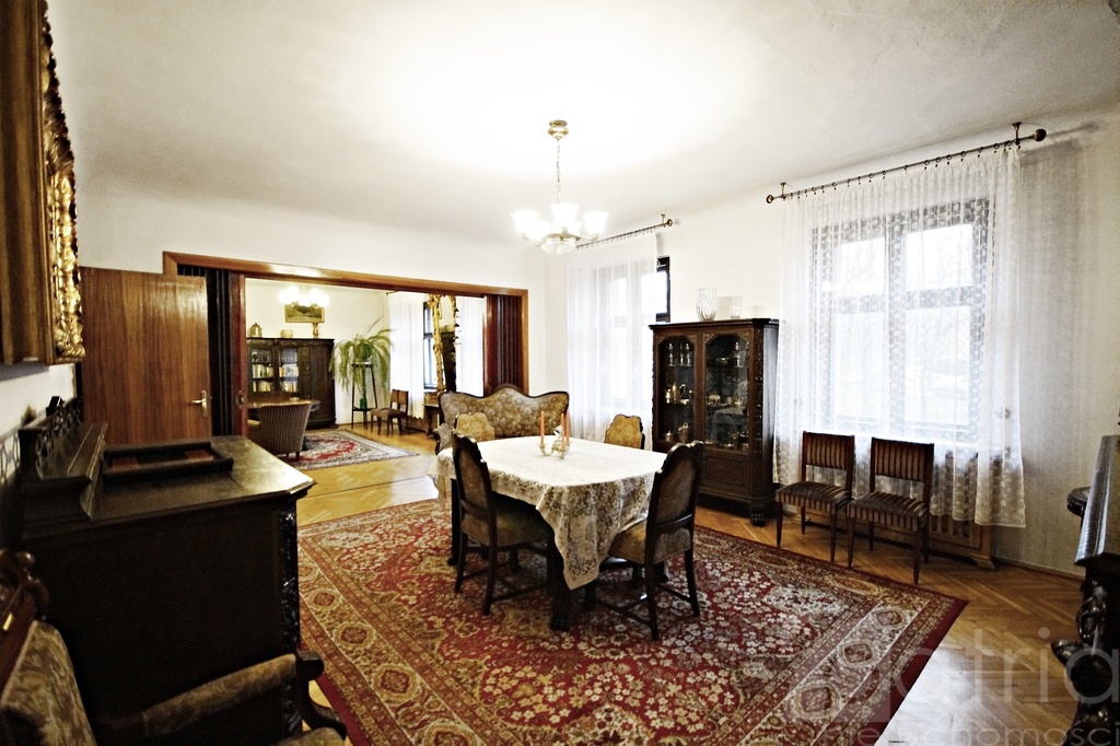 Willa poniemiecka w Darłowie 350 m2 (15)