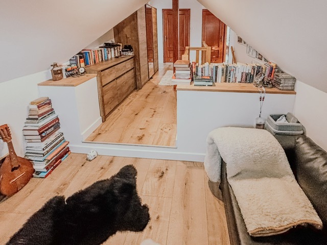 na sprzedaż dom nad jeziorem z linia brzegową (11)