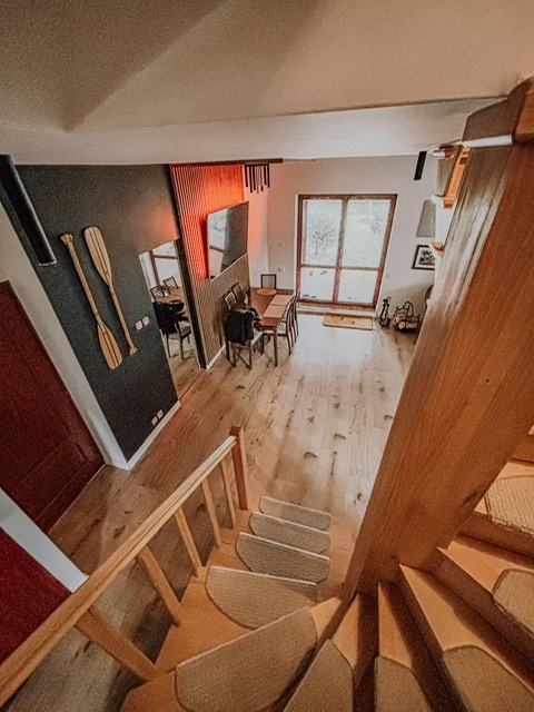 na sprzedaż dom nad jeziorem z linia brzegową (13)