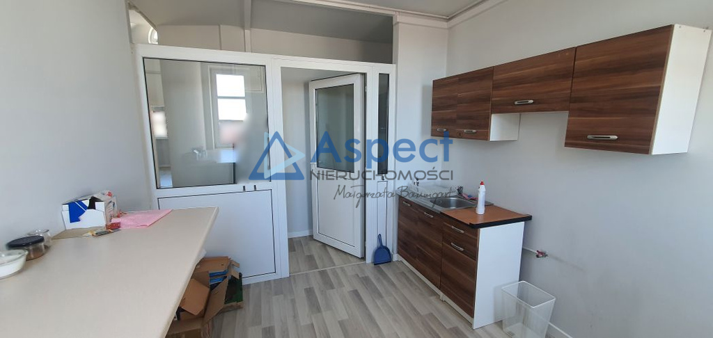 Tani, duży lokal biurowy na Starówce (11)