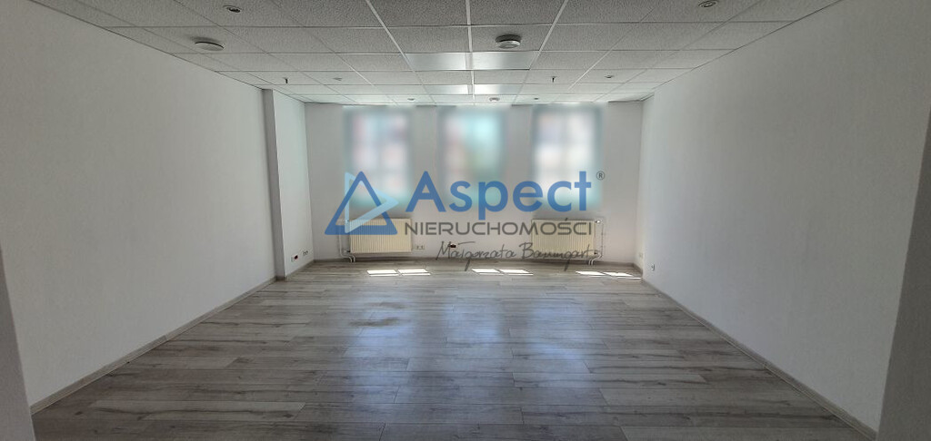 Tani, duży lokal biurowy na Starówce (8)